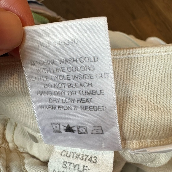 AMO High Rise Stix Straight Leg Crop Jeans Vintage White 27 NWT - Picture 7 of 9